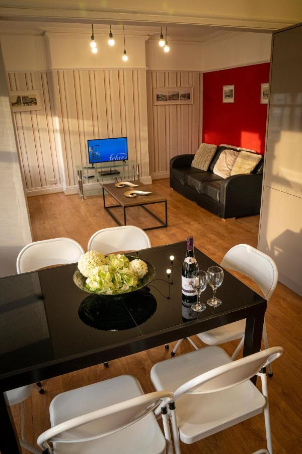 Cornerhouse Apartments ลันดิดโน ภายนอก รูปภาพ